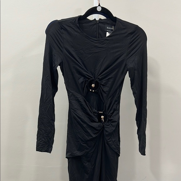 Bardot Neve Maxi Dress in Black - Picture 4 of 13